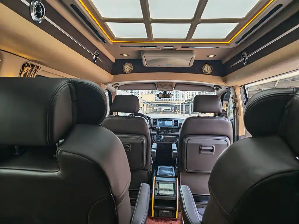 Volkswagen Caravelle 2019 — фото 12