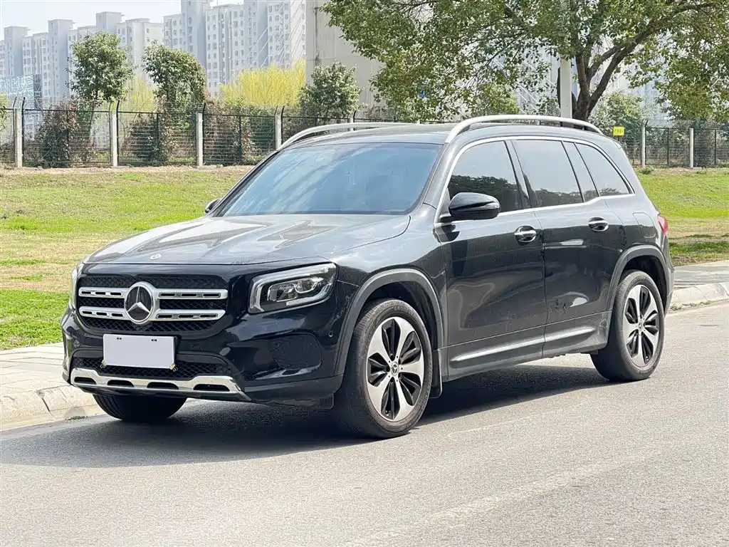 Mercedes-Benz GLB 2022 — фото 2