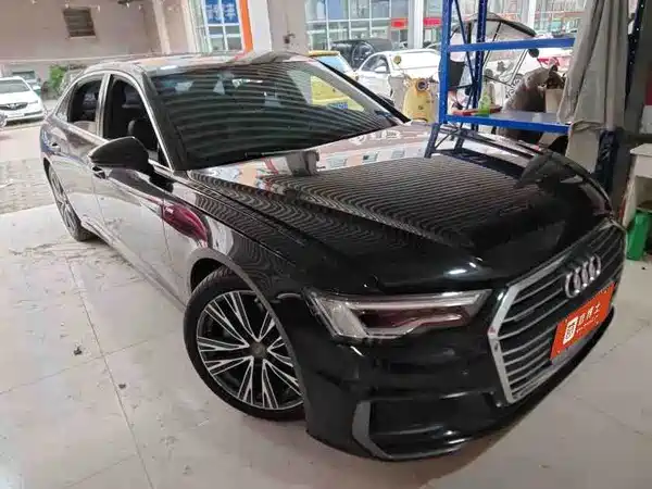 Audi A6L 2020