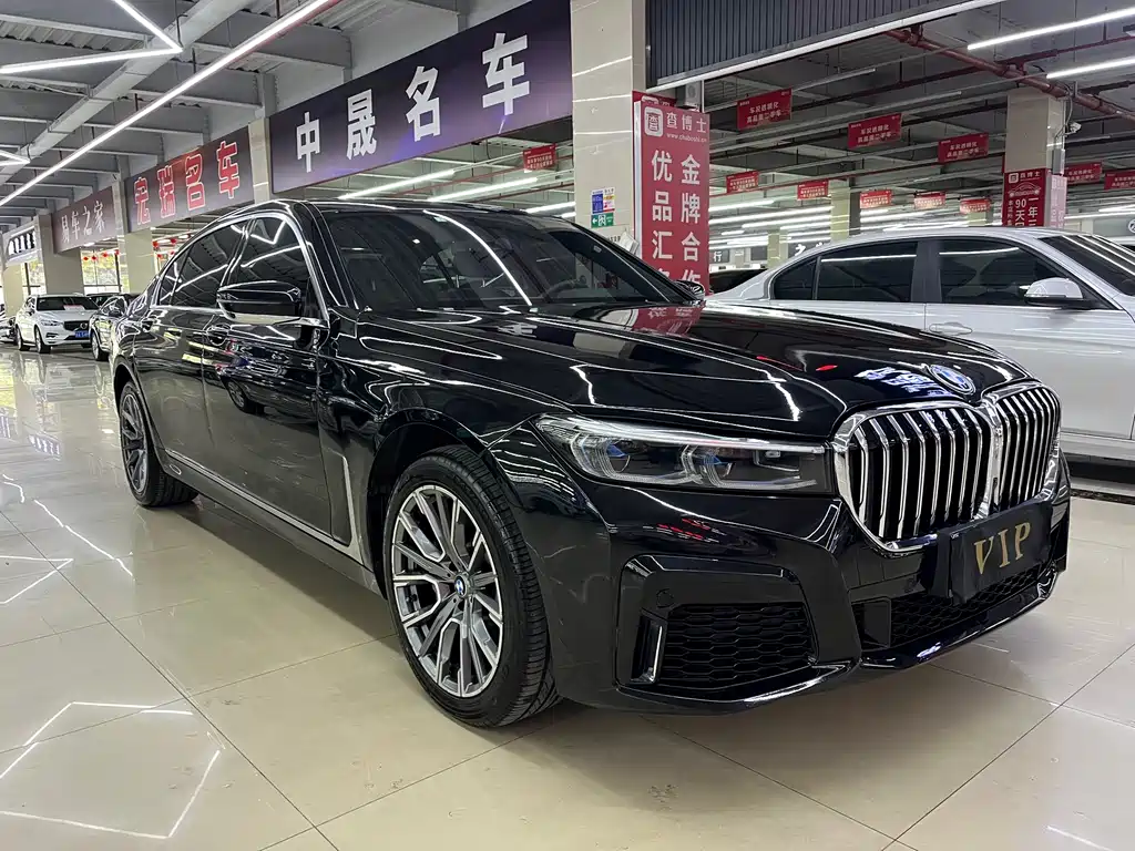 BMW 7 Series 2018 — фото 3
