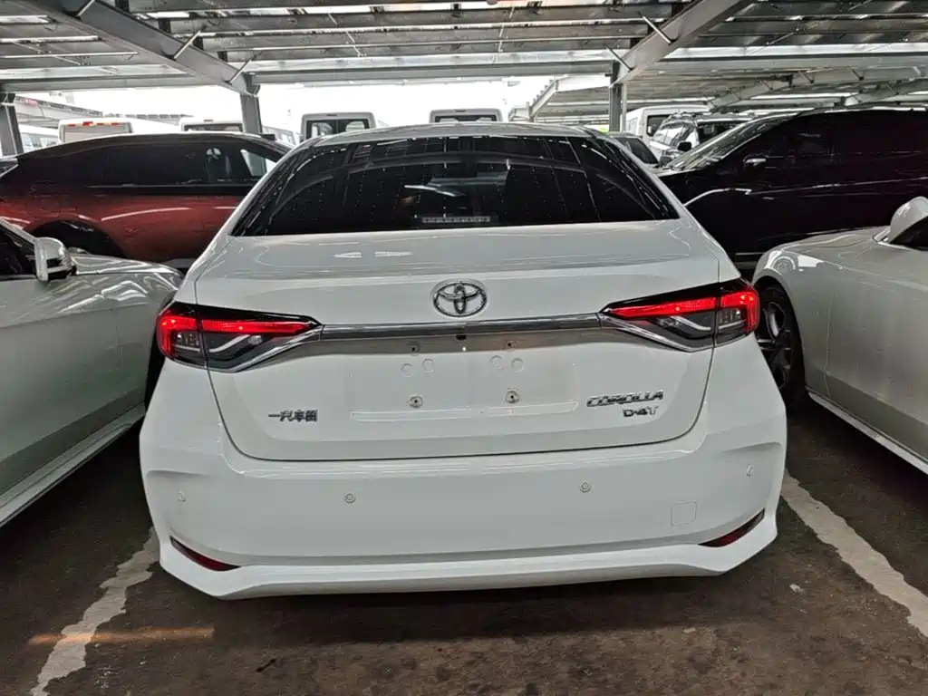 Toyota Corolla 2022 — фото 6