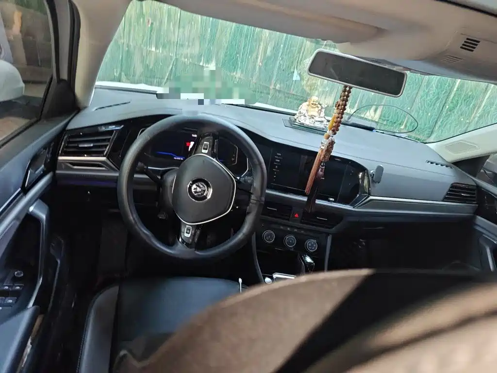 Volkswagen Sagitar 2022