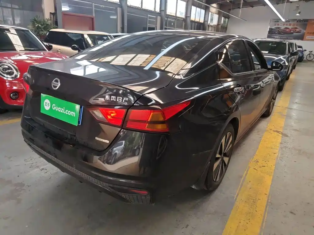 Nissan Teana 2021