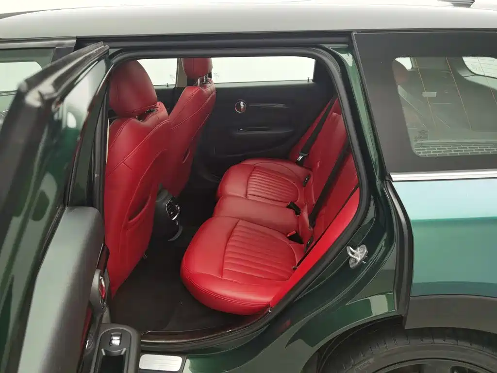 MINI Clubman 2017 — фото 15