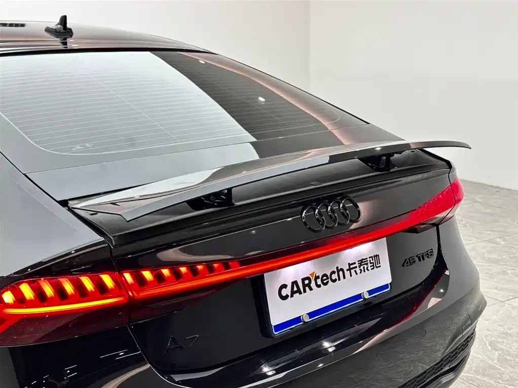 Audi A7 2023 — фото 20