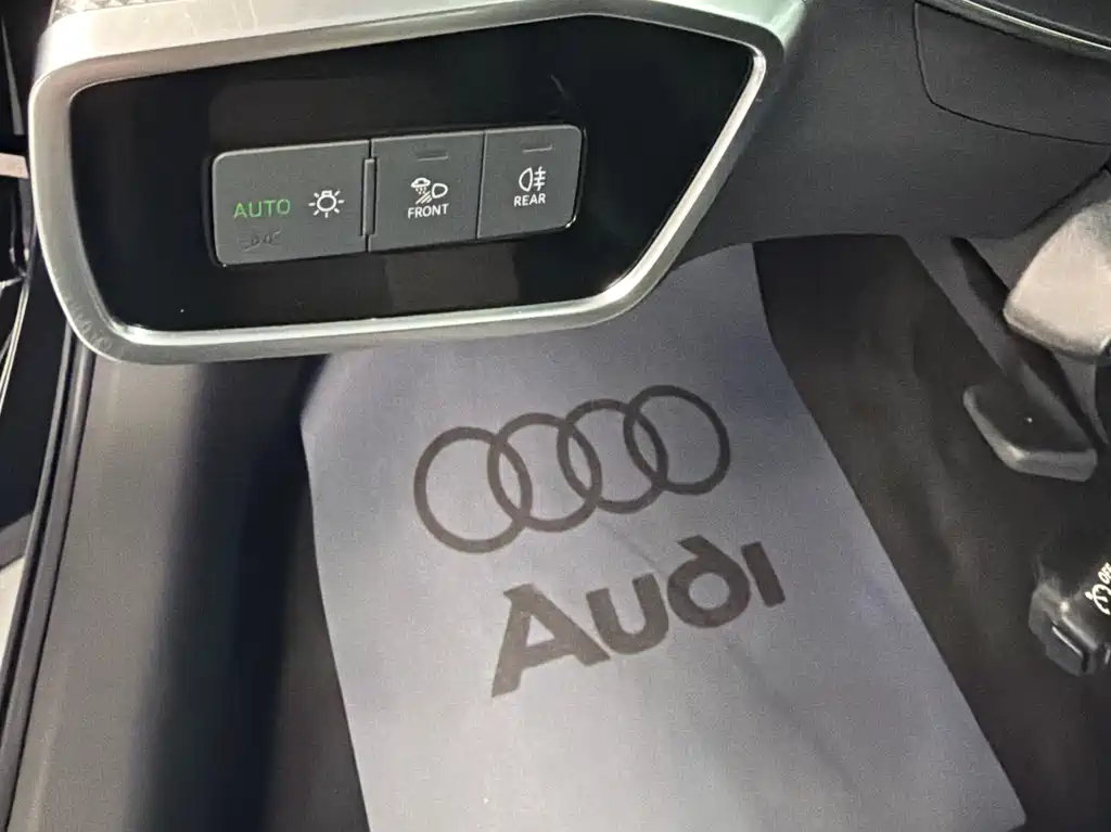 Audi A6L 2022 — фото 16