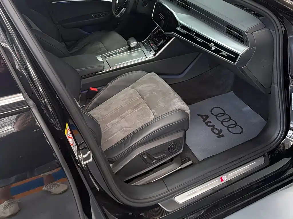 Audi A6L 2022 — фото 20