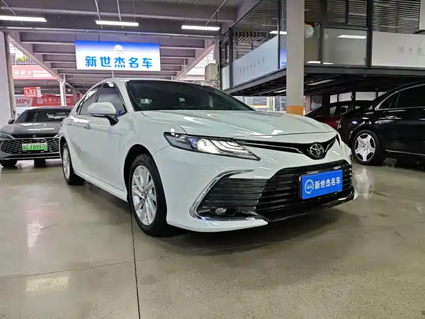 Toyota Camry 2023