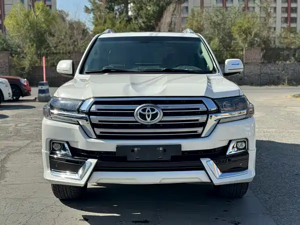Toyota Land Cruiser 2012