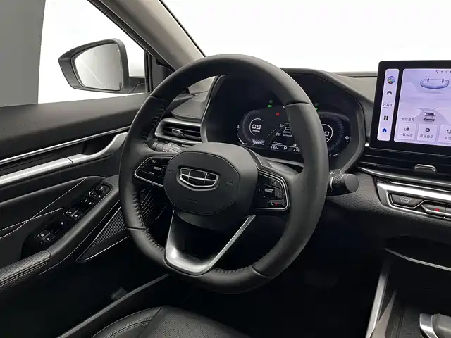 Geely Emgrand 2023 — фото 11