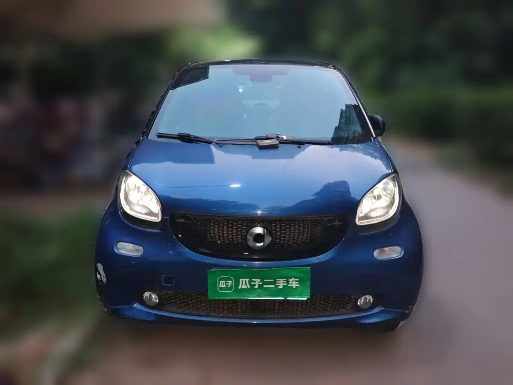smart fortwo 2017 — фото 2