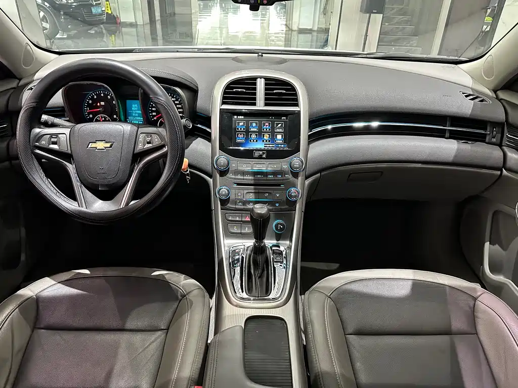 Chevrolet Malibu 2014 — фото 17