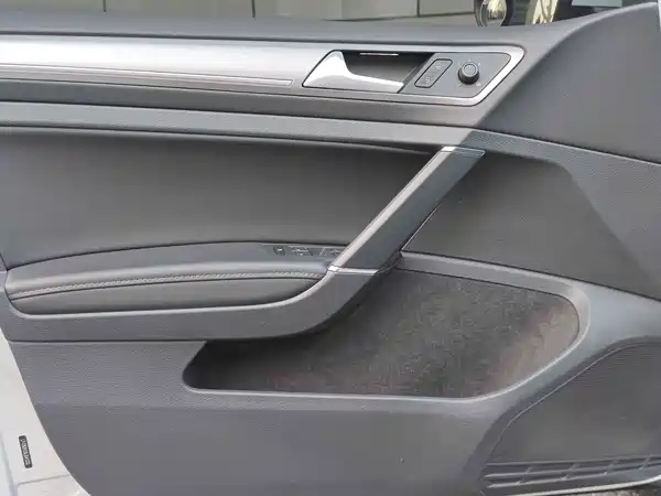 Volkswagen Golf 2020