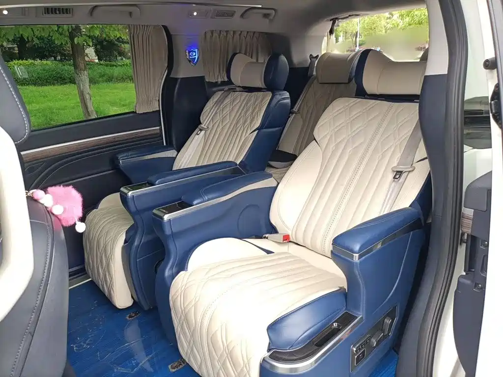 GAC Motor Trumpchi M8 2021 — фото 15