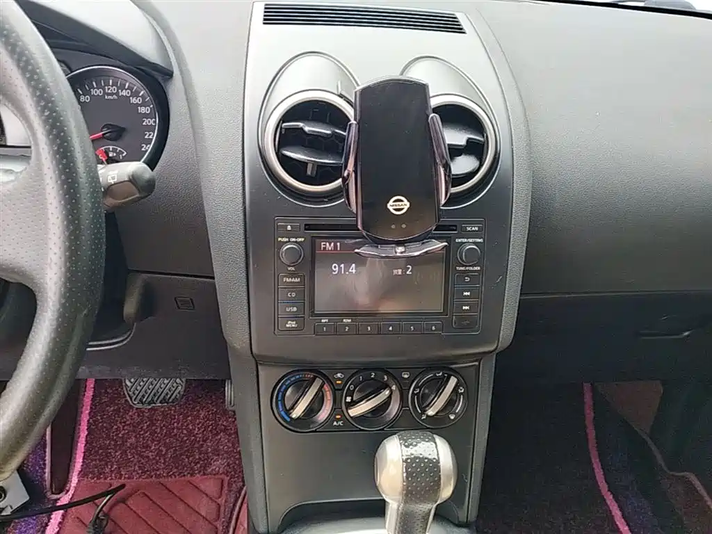 Nissan Qashqai 2015 — фото 13