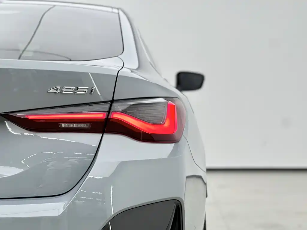 BMW 4 Series 2022 — фото 11