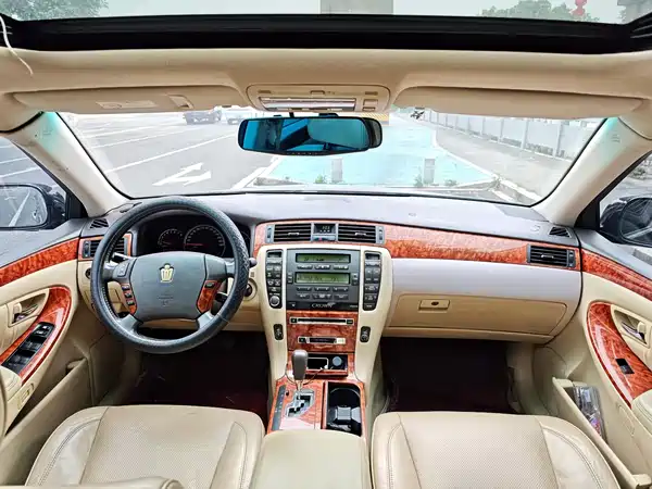 Toyota Crown 2008