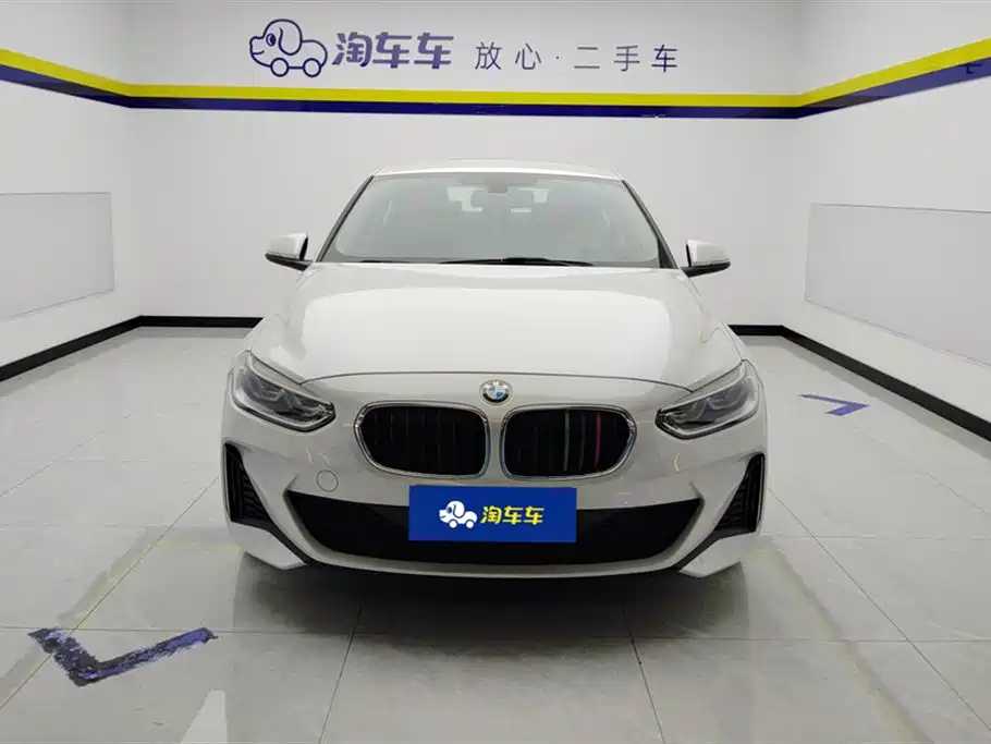 BMW 1 Series 2021