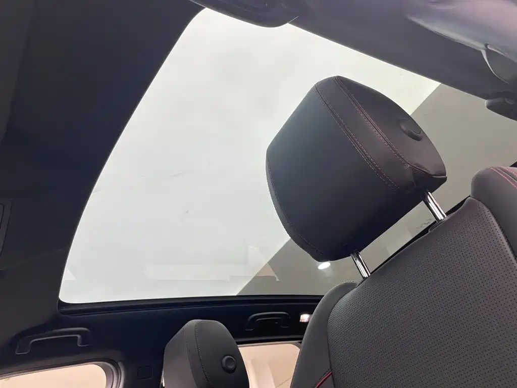 Land Rover Discovery Sport 2021 — фото 14