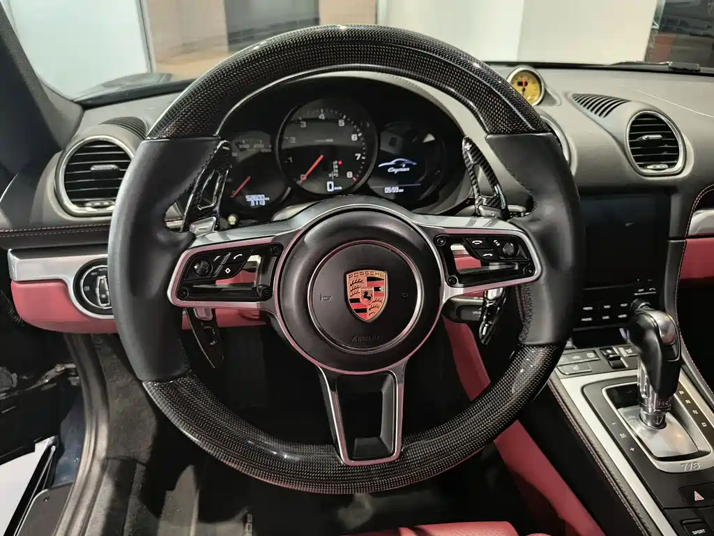 Porsche 718 2017 — фото 10