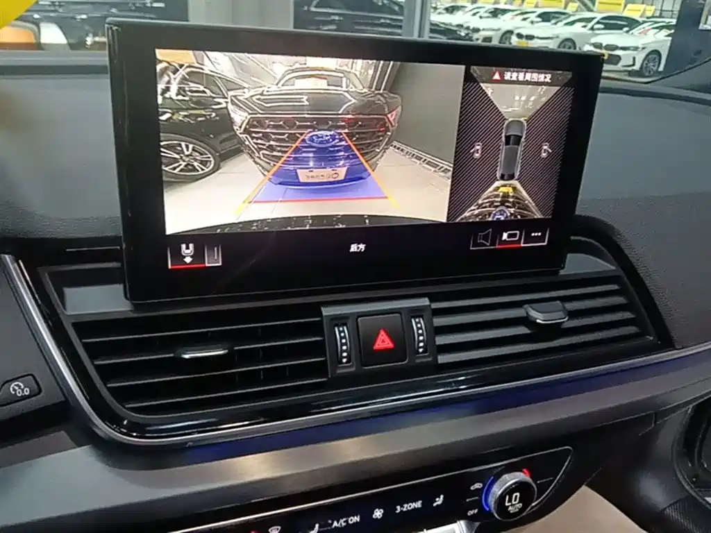 Audi Q5L Sportback 2021 — фото 13