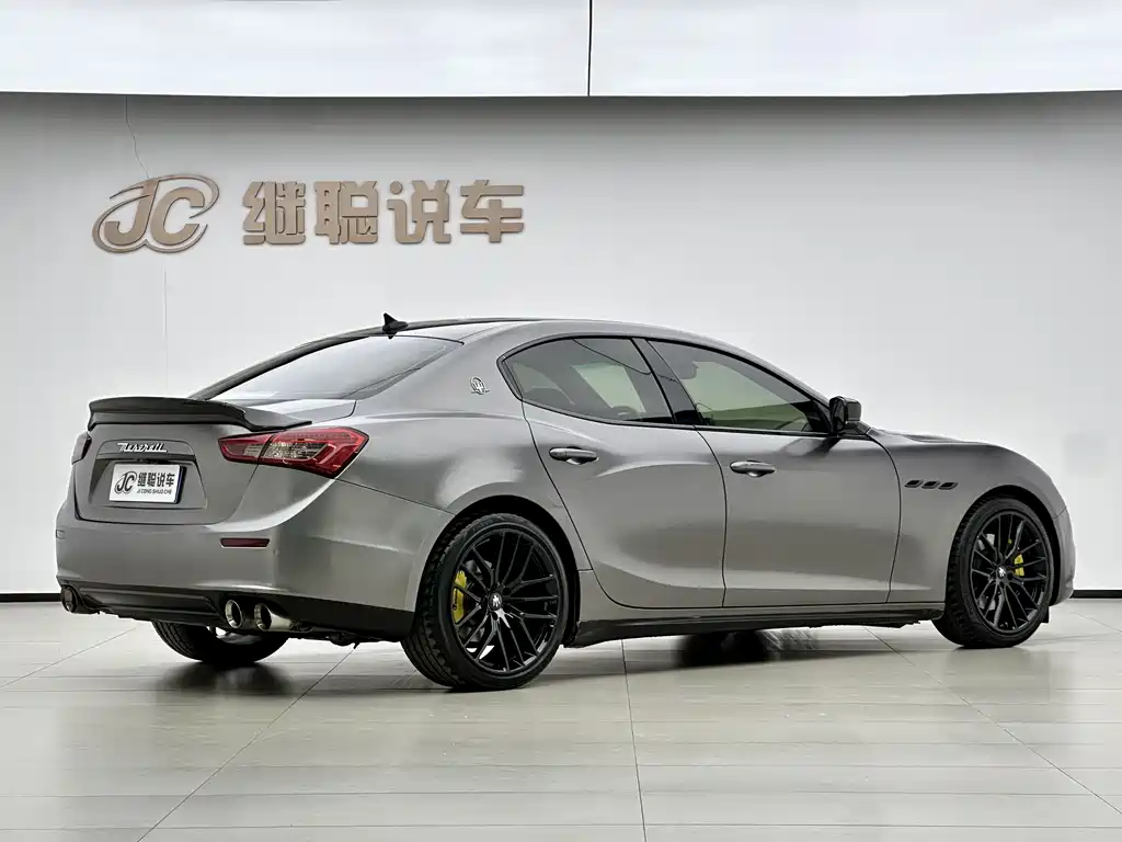 Maserati Ghibli 2016 — фото 12