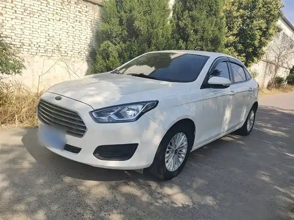 Ford Escort 2017