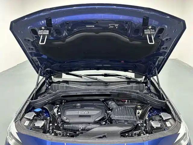 BMW X2 2022 — фото 11