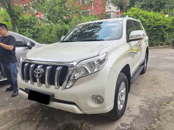Toyota Prado 2014
