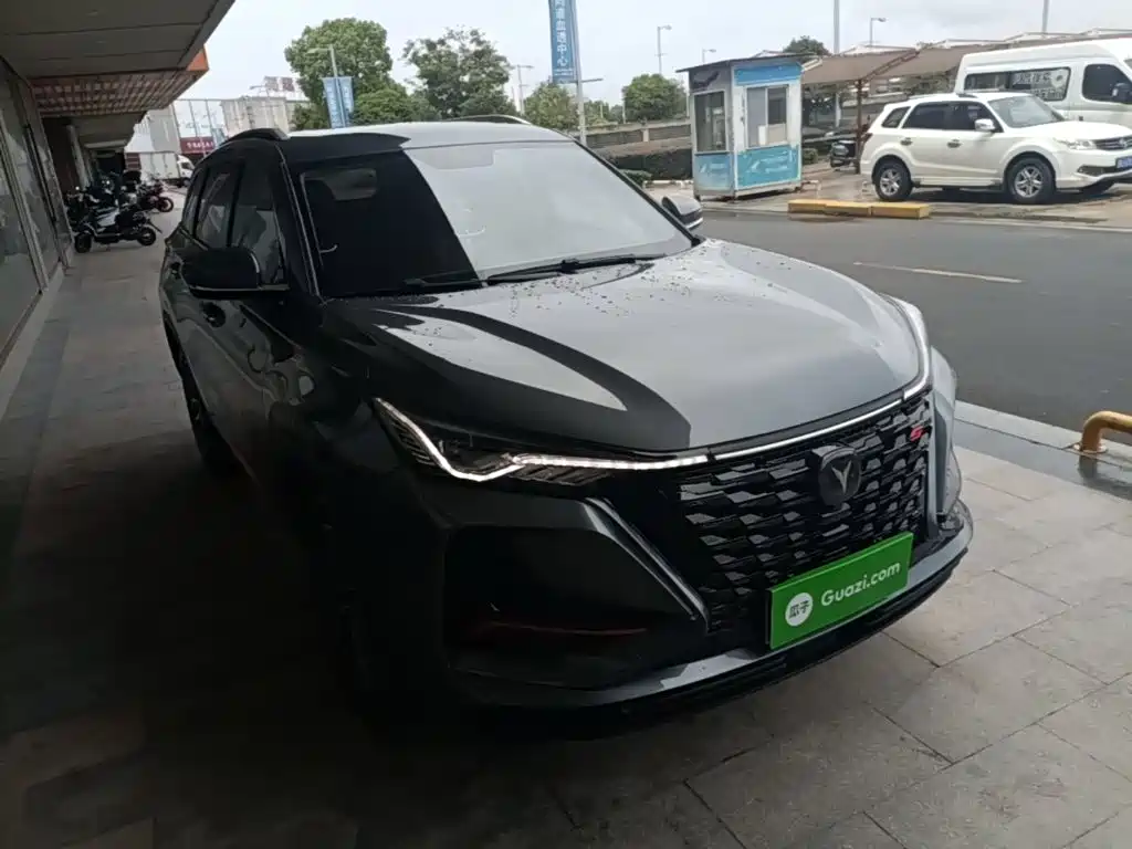 Changan CS75PLUS 2023 — фото 4