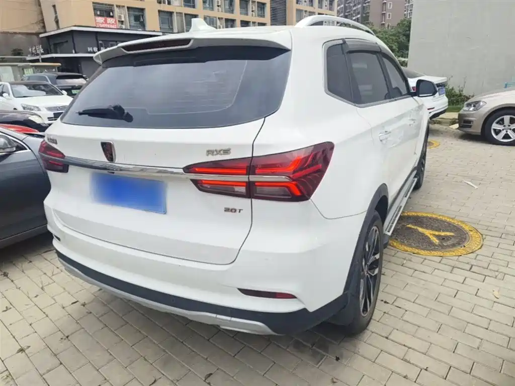 Roewe RX5 2018 — фото 7