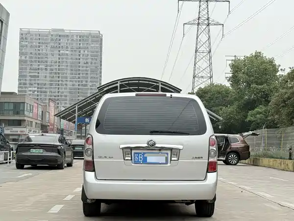 Buick GL8 2013