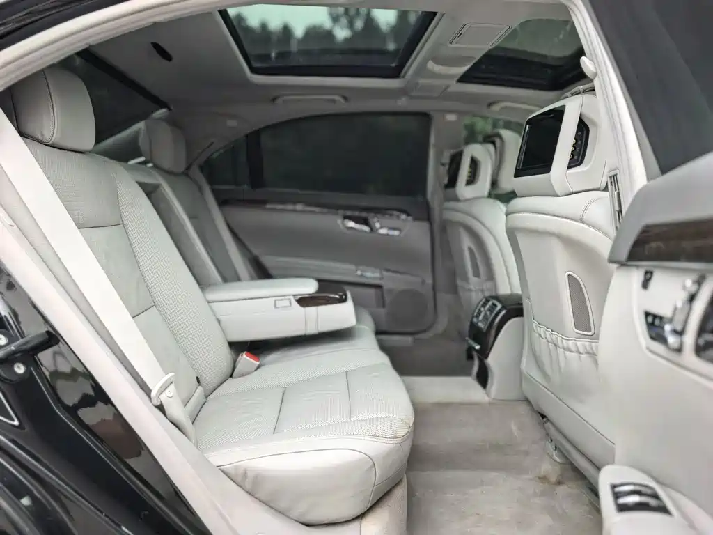 Mercedes-Benz S-Class 2012 — фото 16