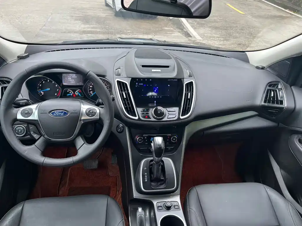Ford Kuga 2015 — фото 5