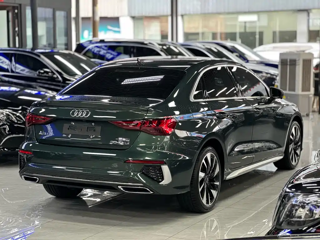 Audi A3 2023 — фото 6