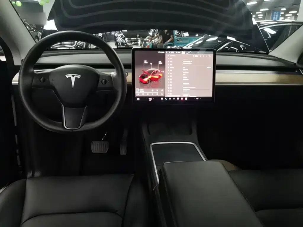 Tesla Model Y 2022 — фото 10