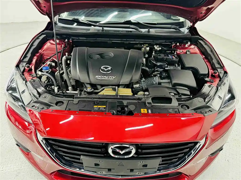 Mazda 3 Axela 2019 — фото 30