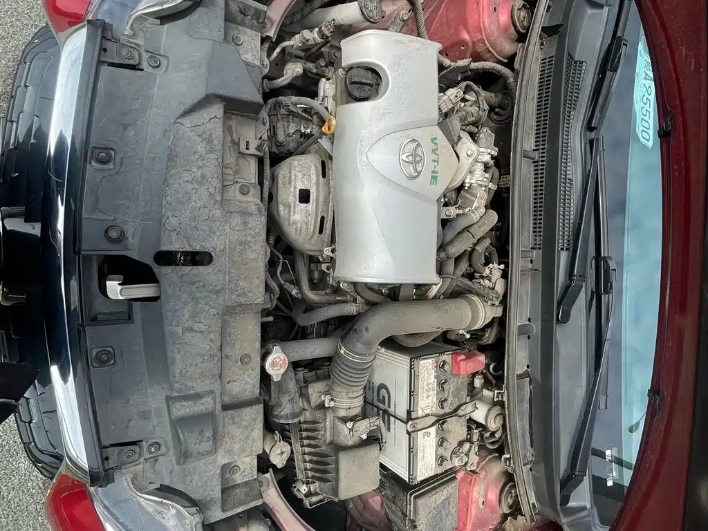 Toyota Yaris L 2020 — фото 18