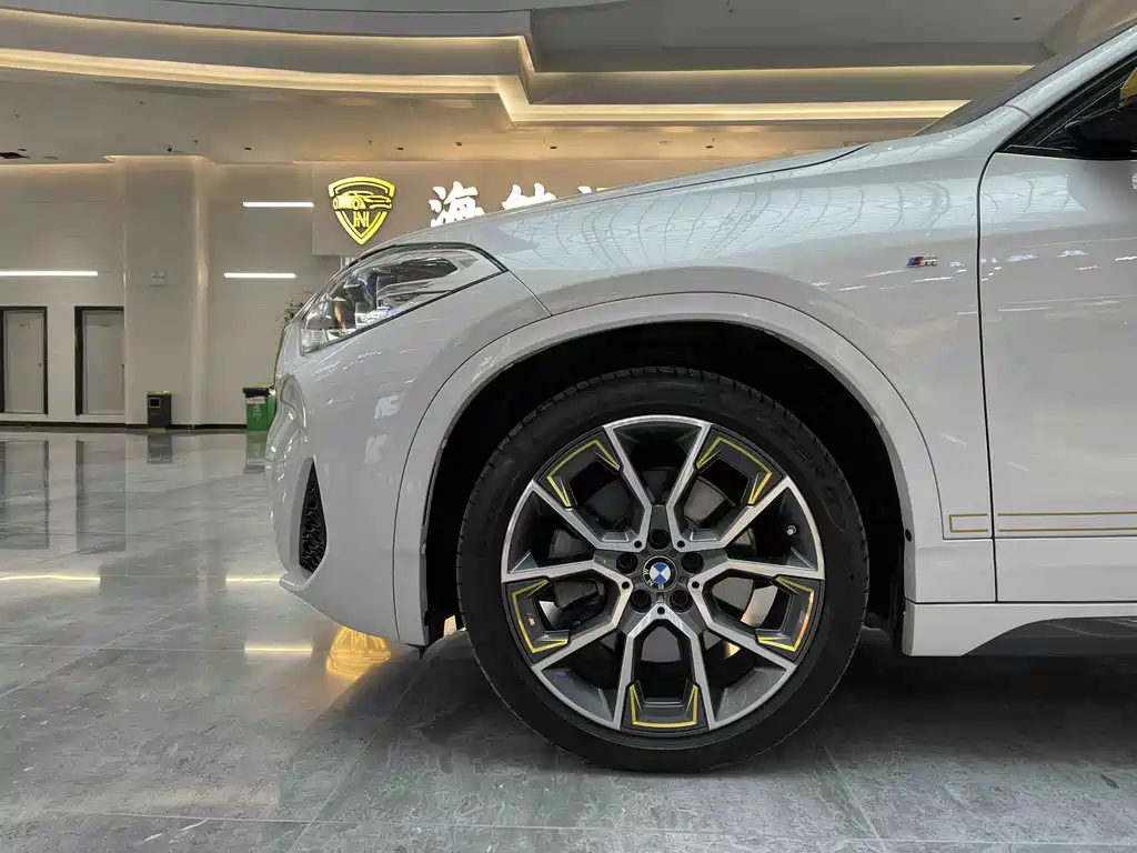 BMW X2 2024 — фото 11