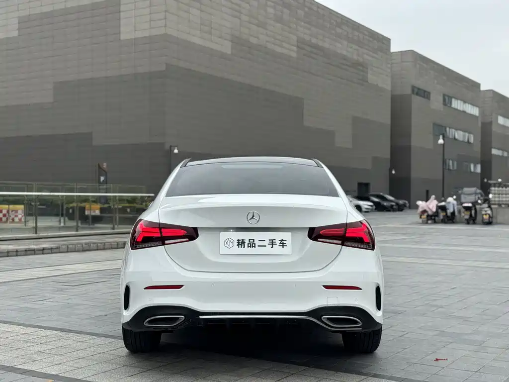 Mercedes-Benz A-Class 2022 — фото 8