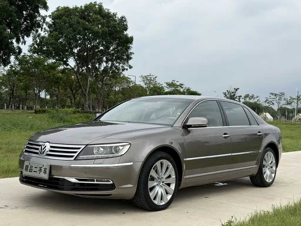 Volkswagen Phaeton 2012
