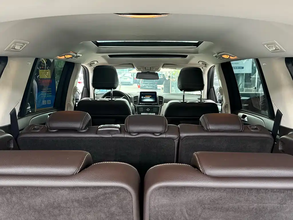 Mercedes-Benz GLS 2016 — фото 17