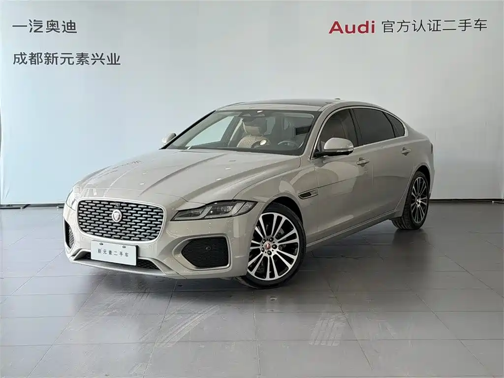 Jaguar XFL 2026 — фото 1
