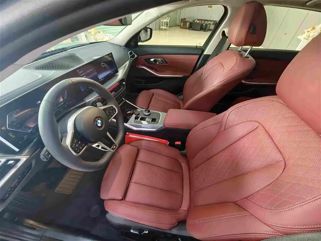 BMW 3 Series 2025