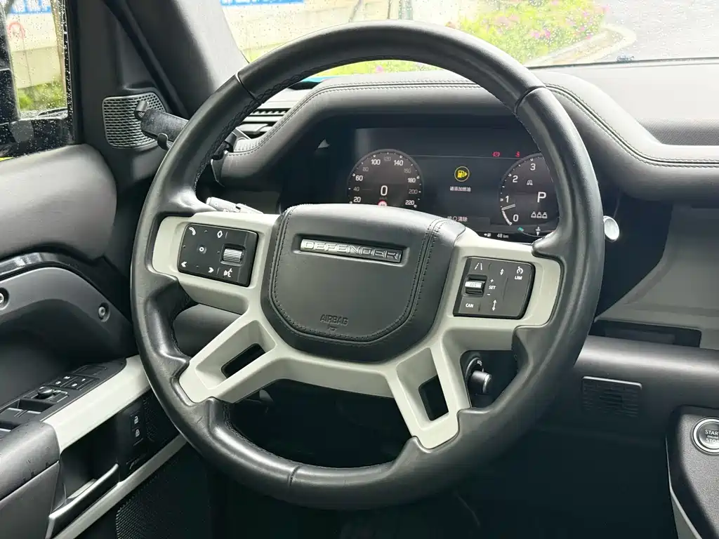 Land Rover Defender 2022 — фото 14