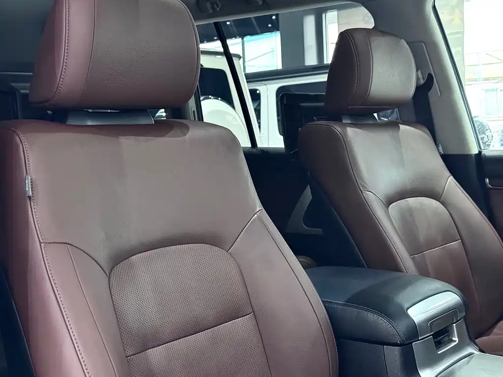 Toyota Land Cruiser 2019 — фото 32