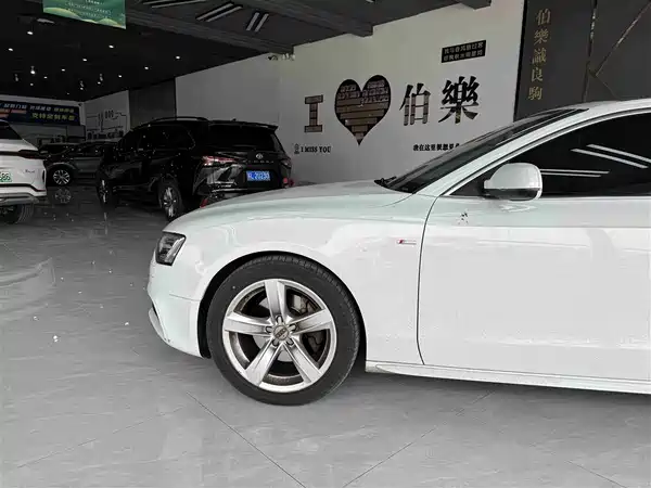 Audi A5 2016