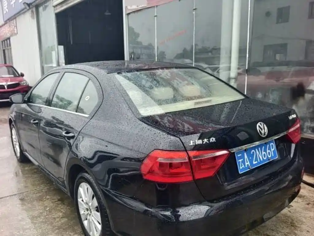 Volkswagen Lavida 2013