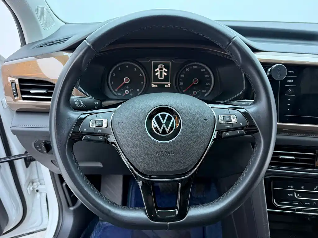 Volkswagen Tharu 2023