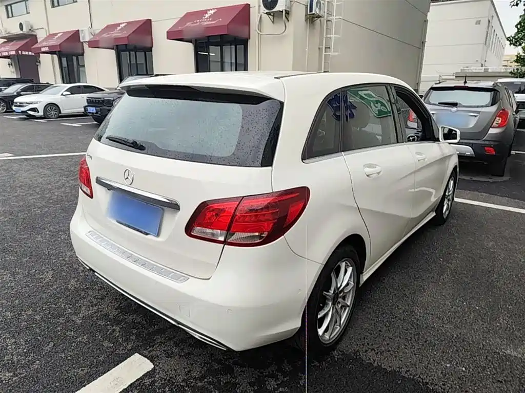 Mercedes-Benz B-Class 2015 — фото 7
